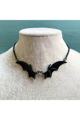 Collier aile de chauve-souris de minuit