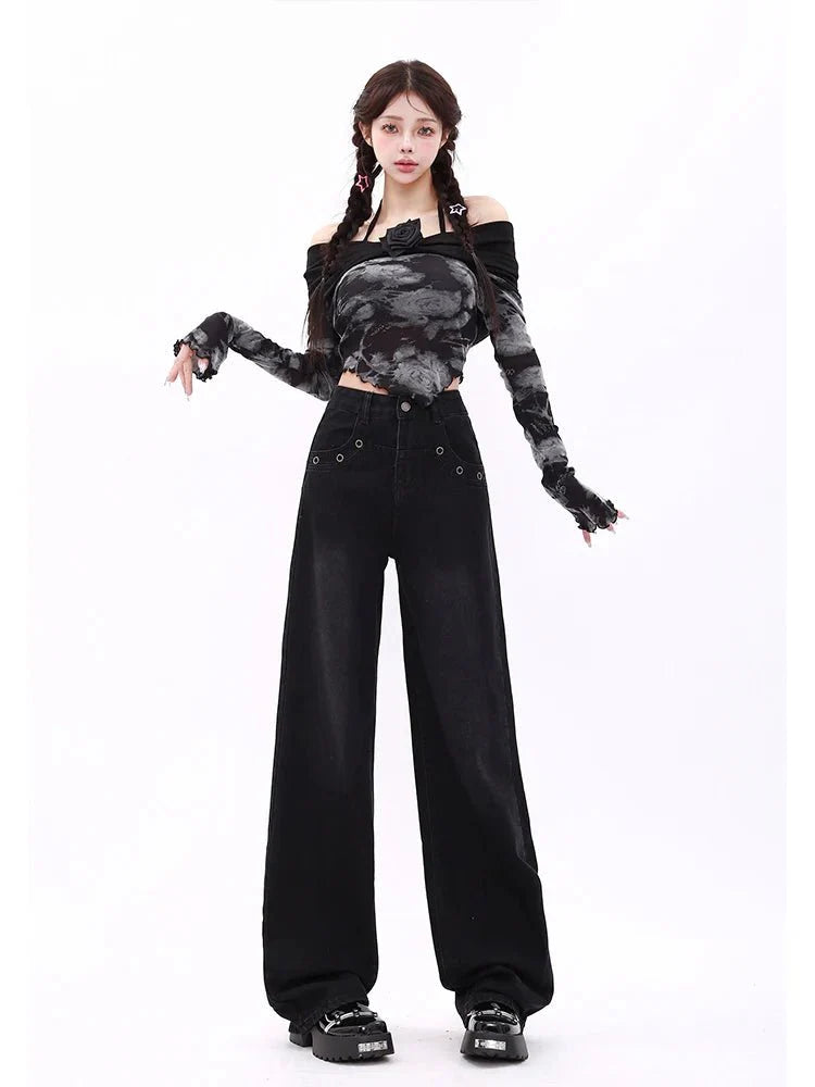 Mitternachtsblaue Jeans mit weitem Bein