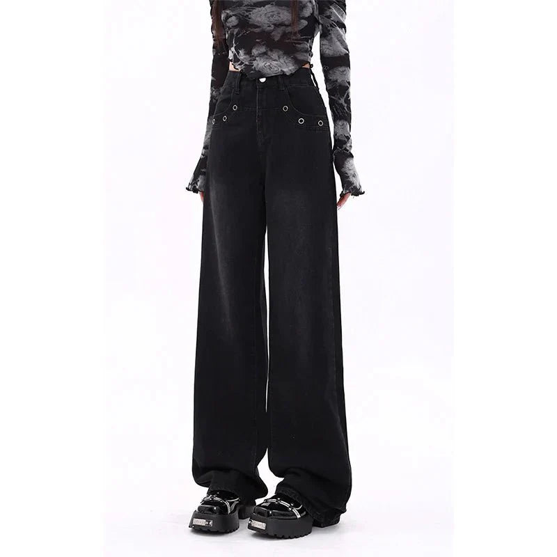 Mitternachtsblaue Jeans mit weitem Bein