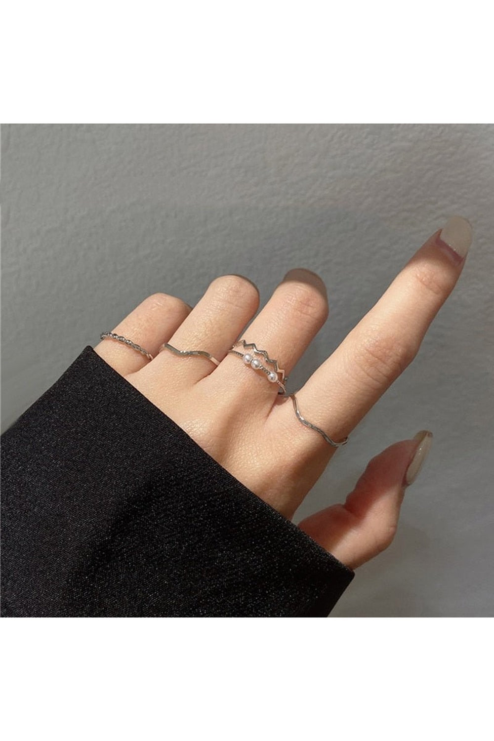 Minimalist rings set