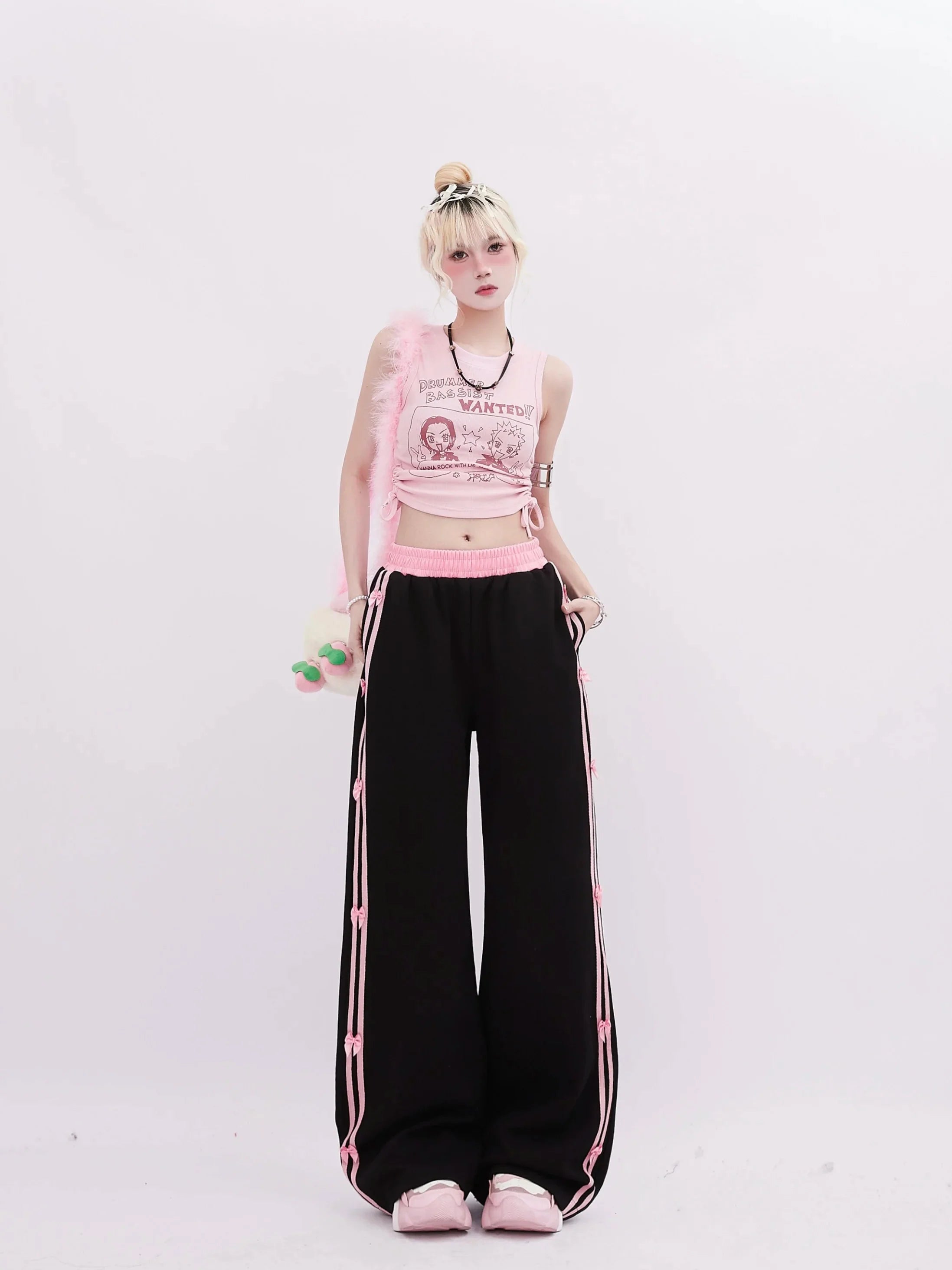 Pink-Trimmed Bow Accent Wide-Leg Pants