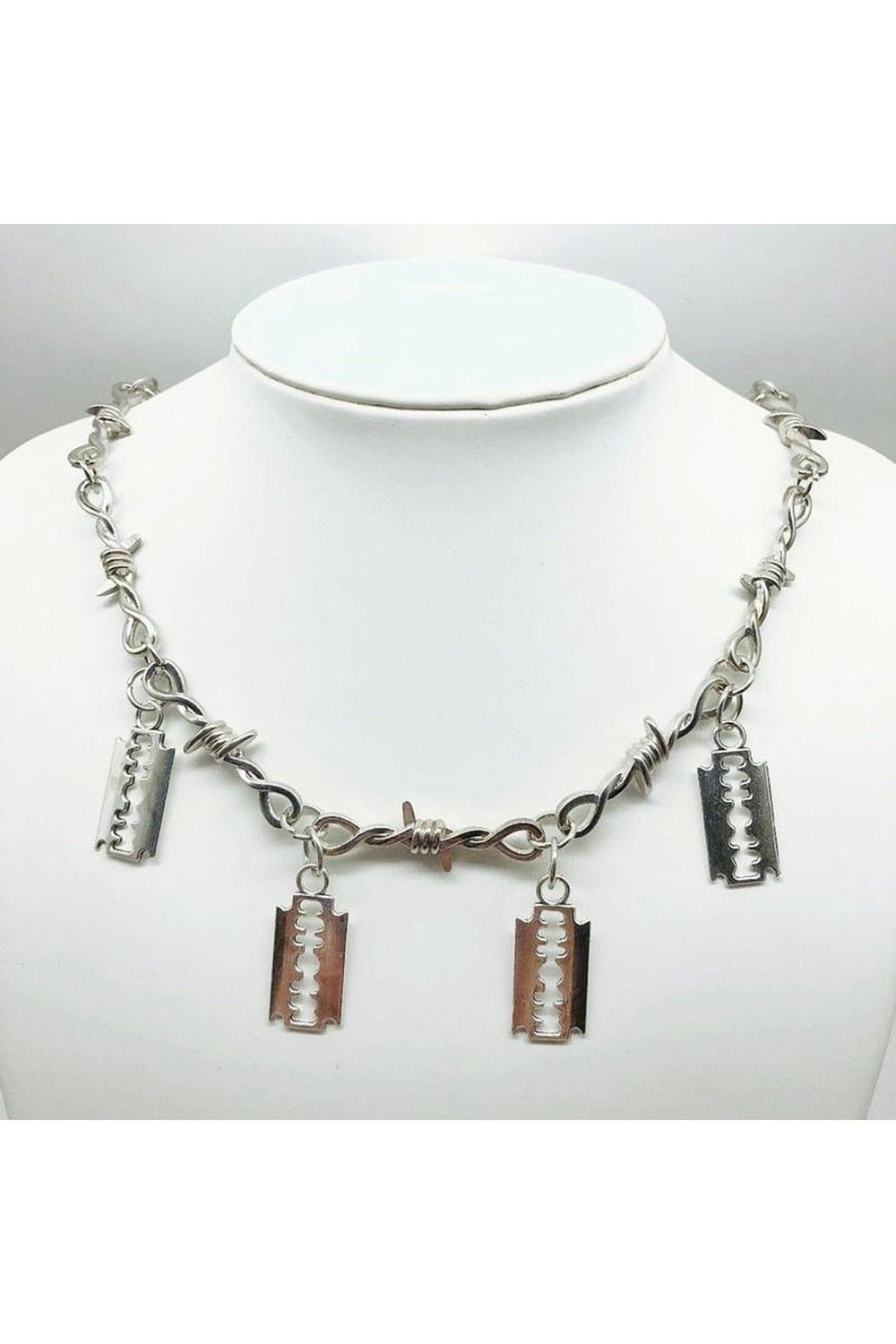 Collier Punk Blade