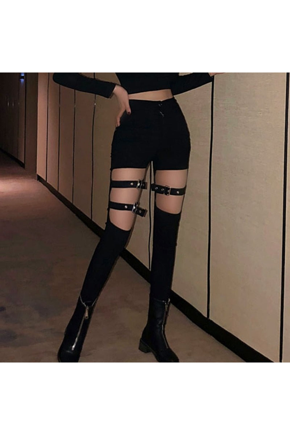 Punk-Stretchhose mit Schnalle