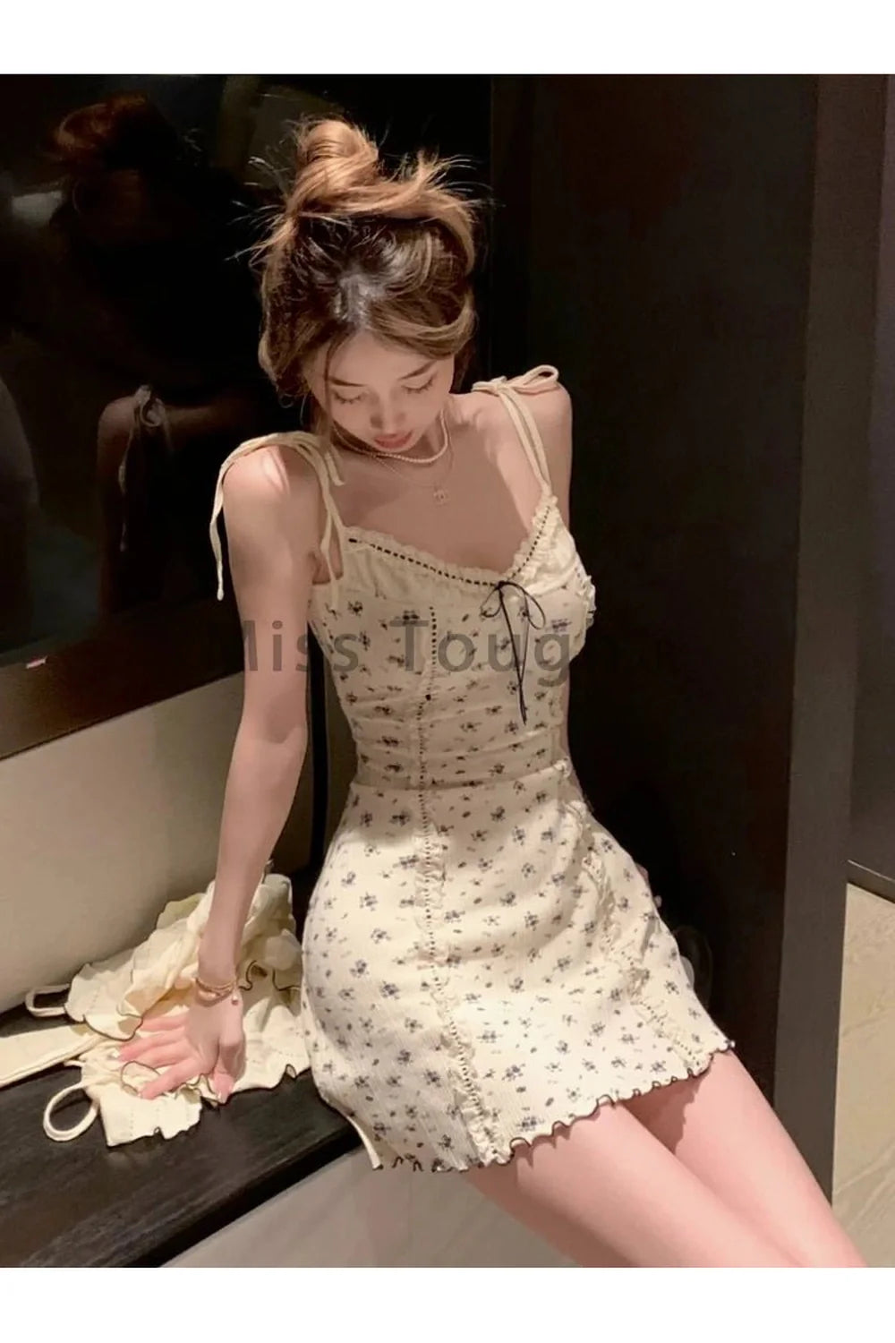 Ensemble robe fleurie à nœud rétro