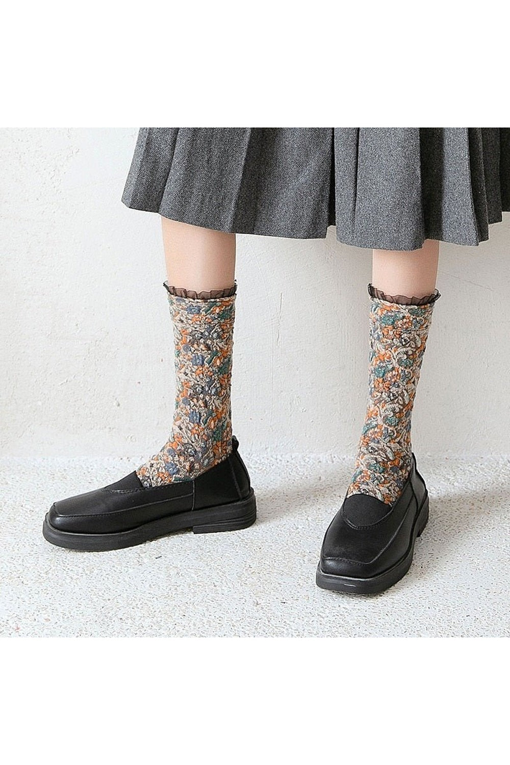 Retro Lacework Ruffle Socks