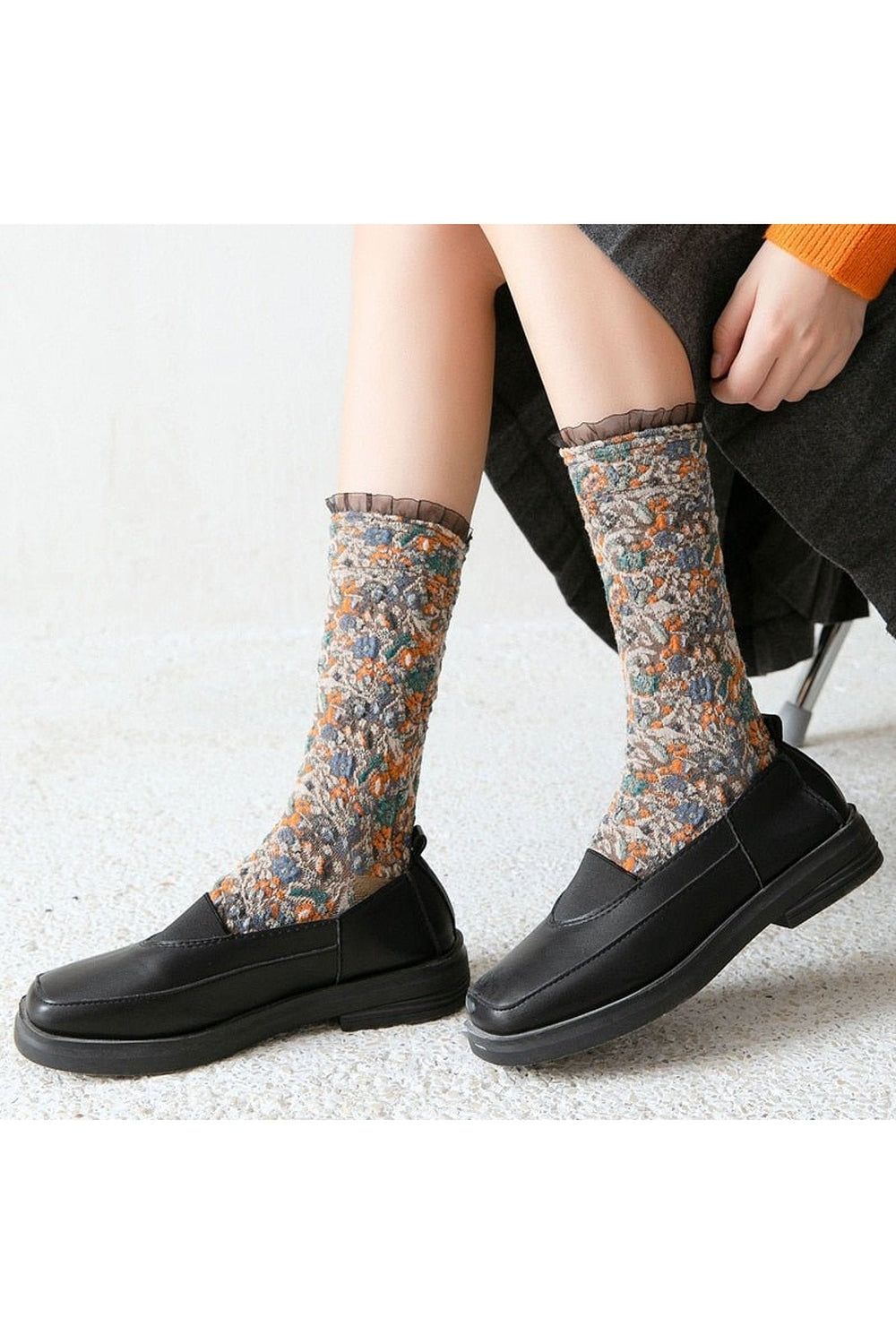 Retro Ruffle Socks