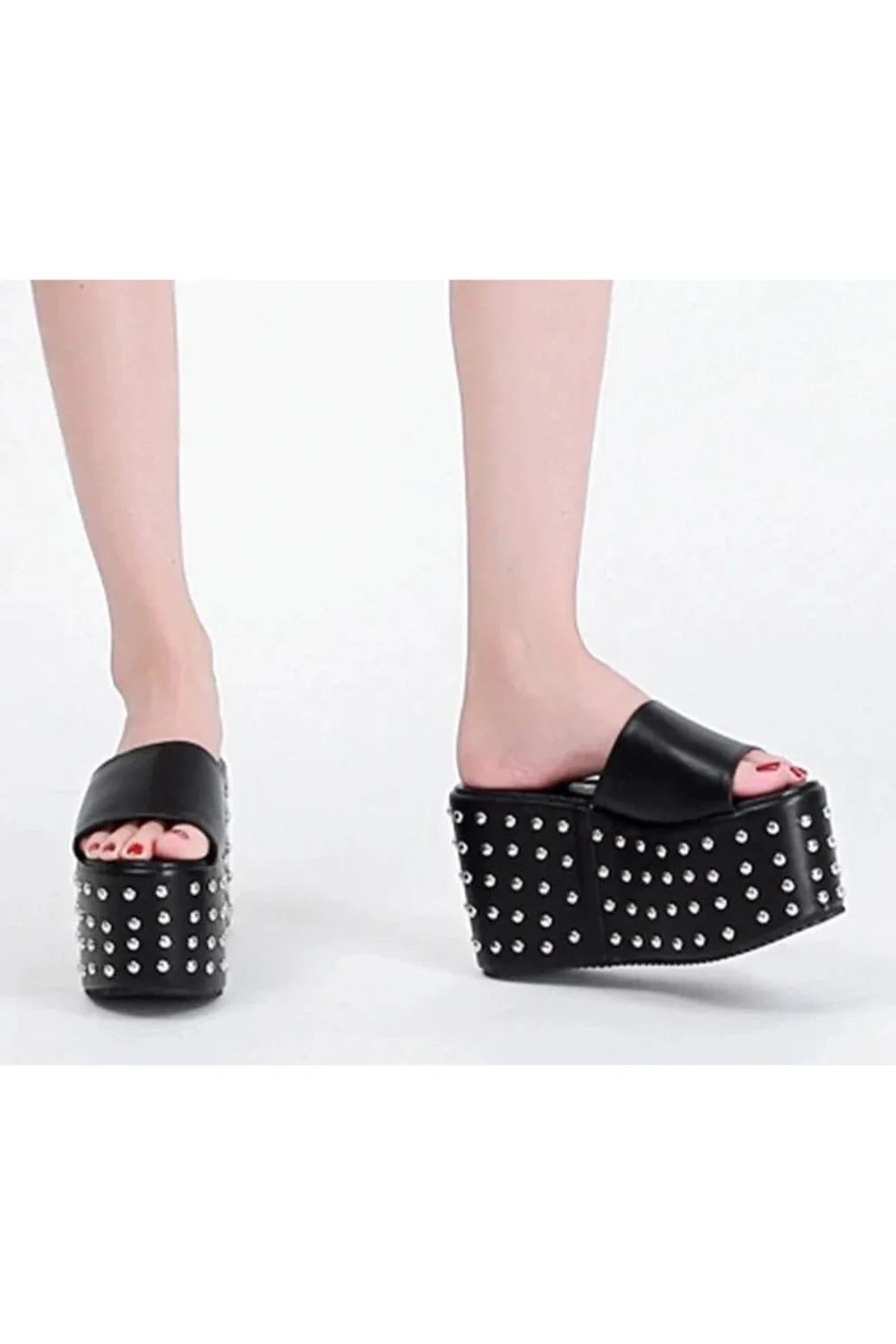 Rivet Walking Platform Sandals