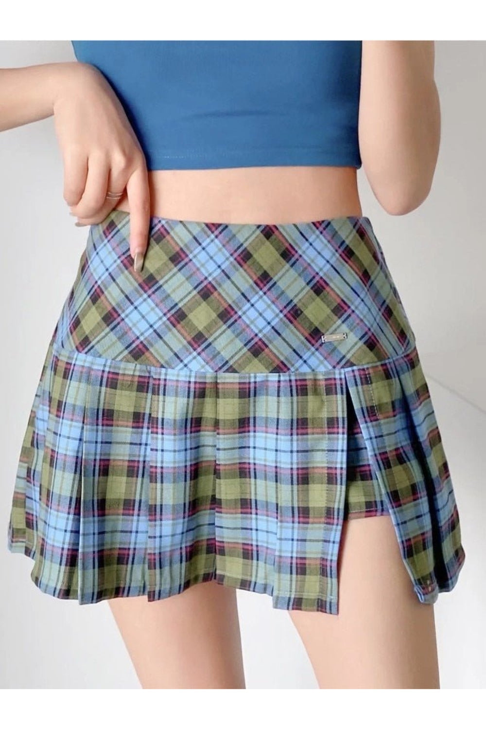 Side Split Pleated Skirt