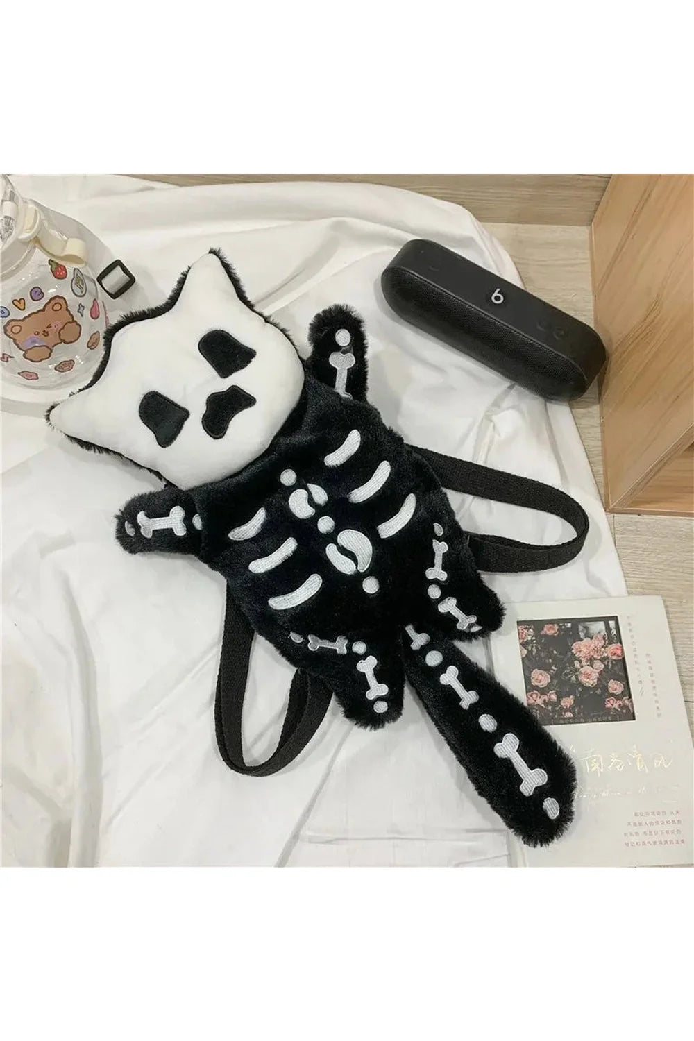 Skull Plush Water Bottle Bag