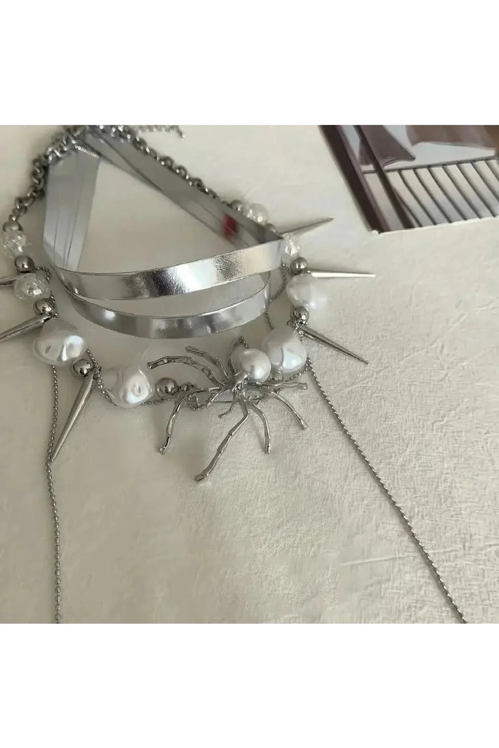 Spider Queen Pearl Spike Choker