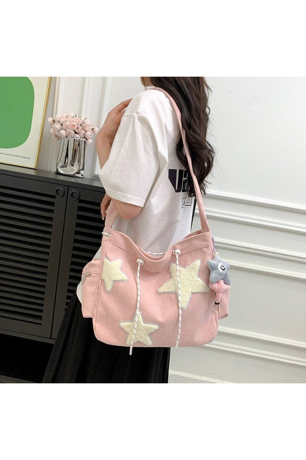 Star Pendant Crossbody Bag