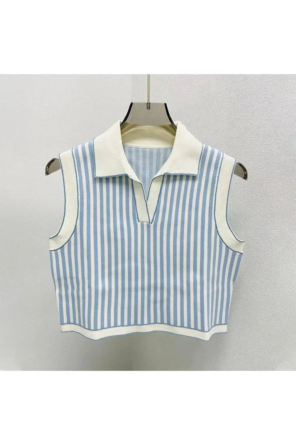 Polo en tricot rayé style preppy