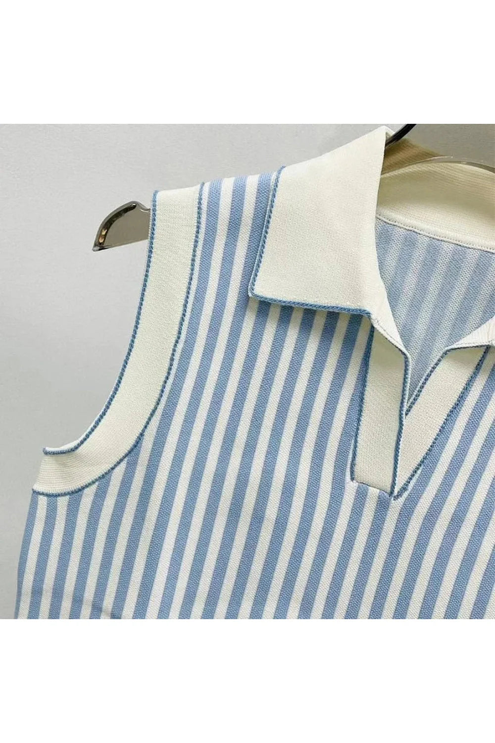 Polo en tricot rayé style preppy