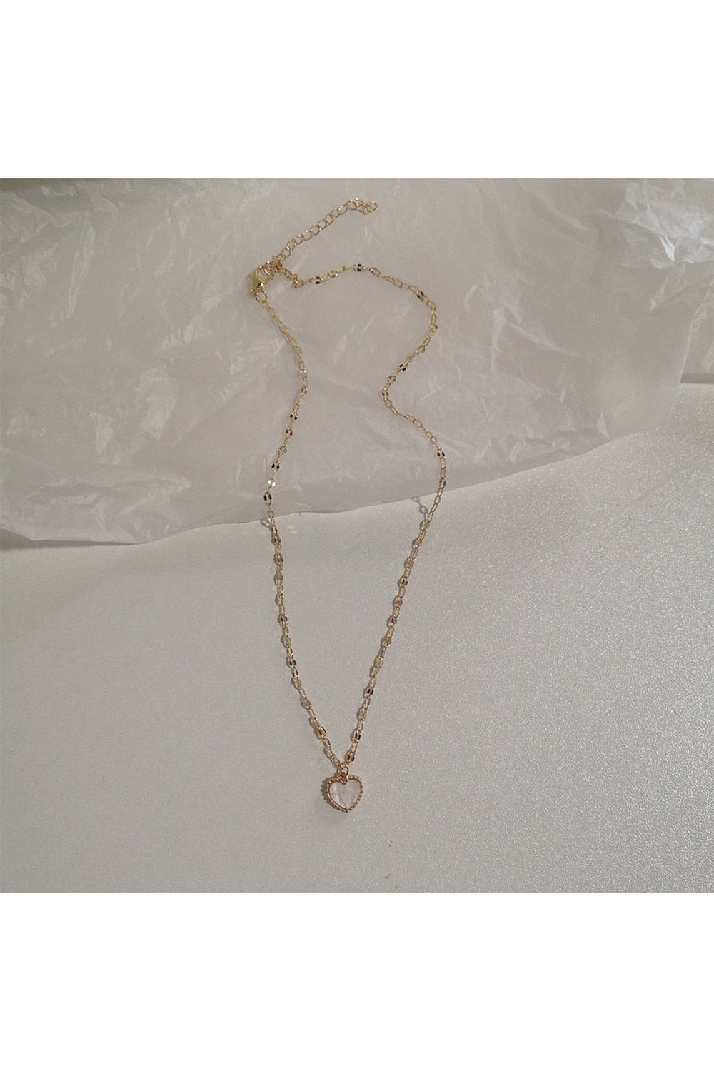 Collier vintage esthétique en forme de cœur