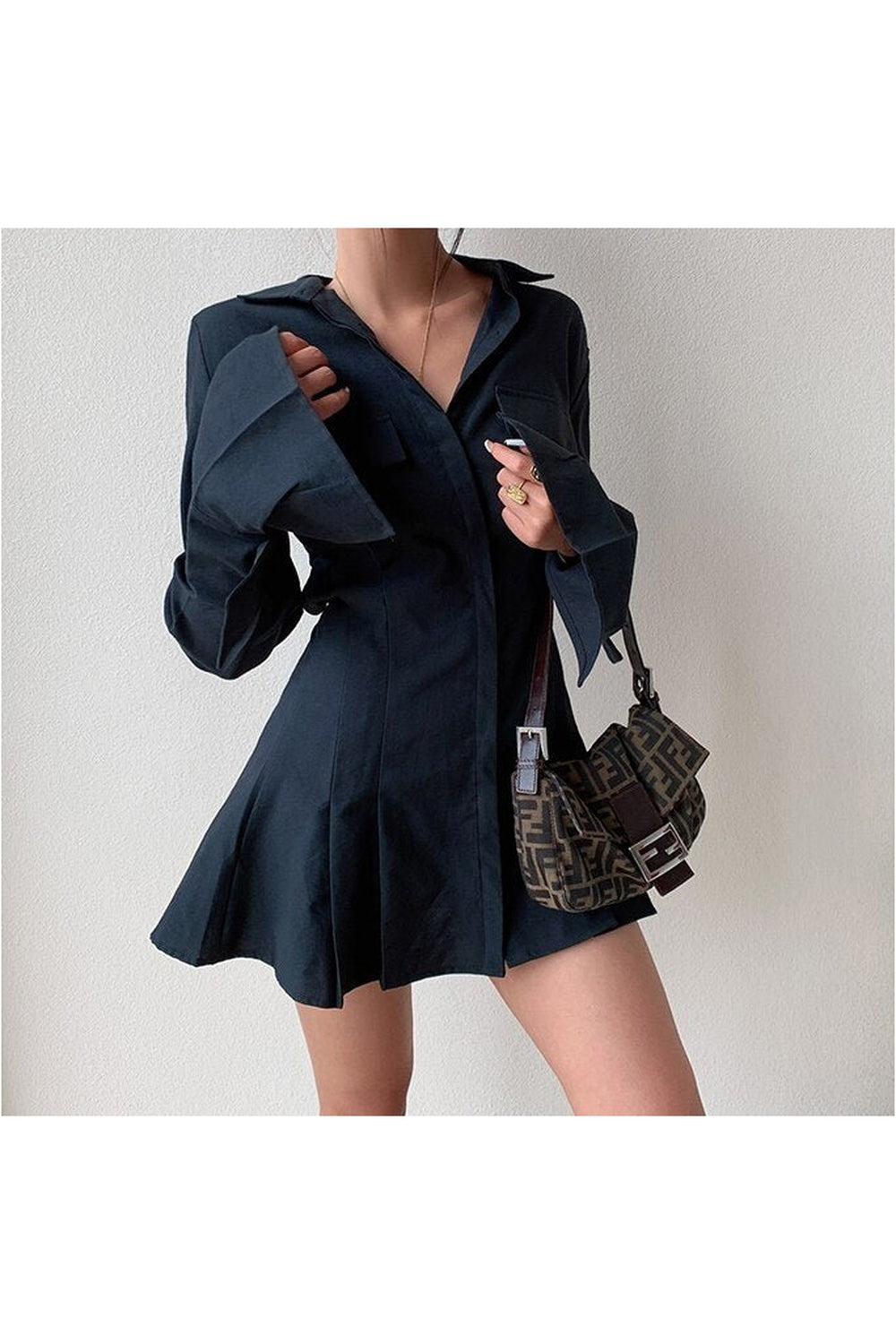Robe chemise évasée à la taille
