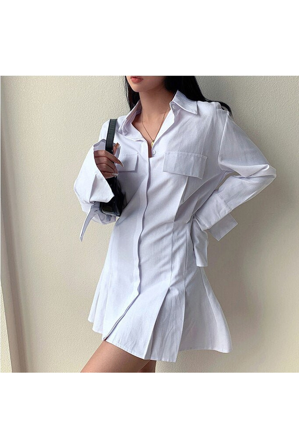Robe chemise évasée à la taille
