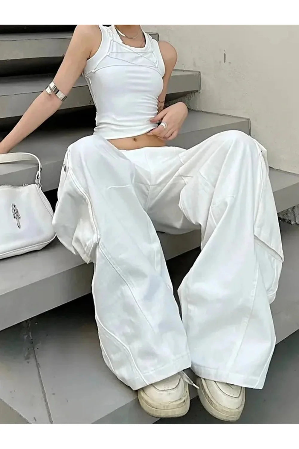 Weiße Baggy Streetwear-Hose